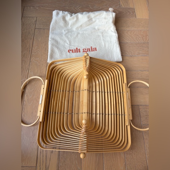 Cult Gaia Lilleth Natural Bamboo Bag - Picture 13 of 16